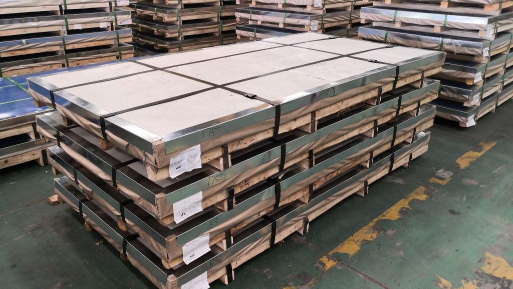 stainless steel plates packing,with wooden pallets&steel belts fixed