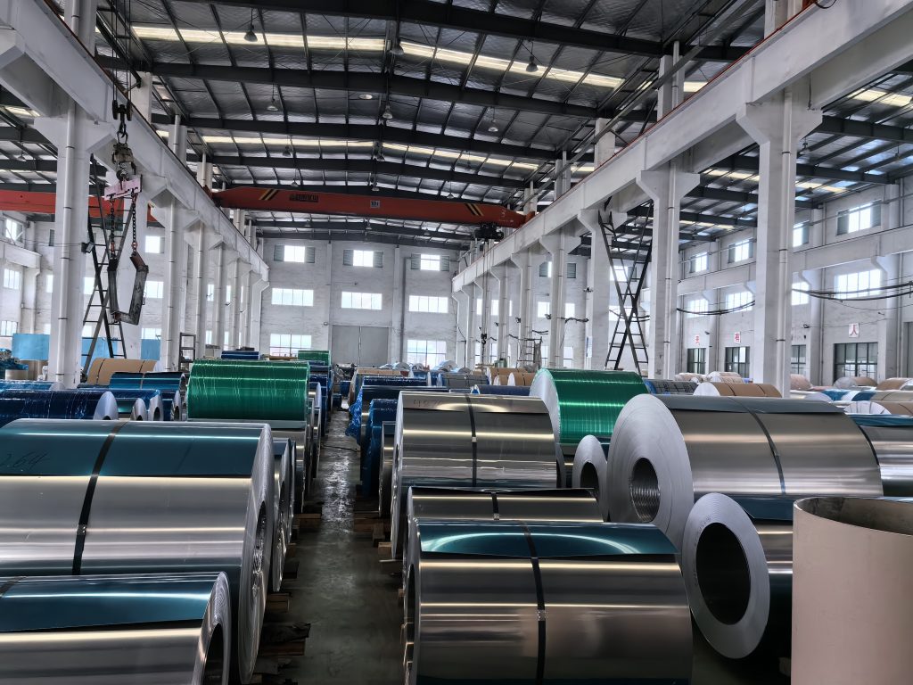 aluminum coils with protective film in stock