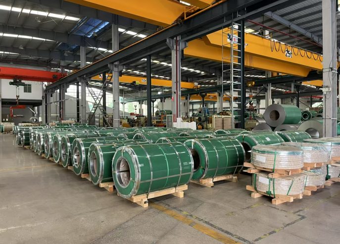 with wooden pallets,iron wrapped&steel belts fixed,standard seaworthy packing with wooden pallets,iron wrapped&steel belts fixed,standard seaworthy packing