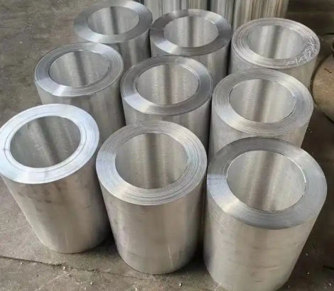 aluminum pipes in cutting
